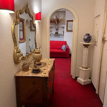 Apartamento La Dimora Dell'imperatore Catânia